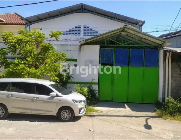 GUDANG SIAP PAKAI DI DAERAH KLAMPIS SEMOLO,  SURABAYA TIMUR