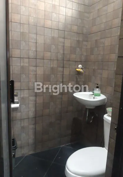 image RUKO STRATEGIS TENGAH KOTA DAERAH PERNIAGAAN DAN PERDAGANGAN (5)