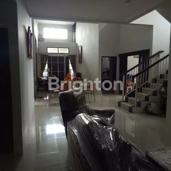image DI JUAL RUMAH BAGUS DI KETINTANG BARU HANYA 5 MENIT KE JL RAYA AHMAD YANI SURABAYA (8)