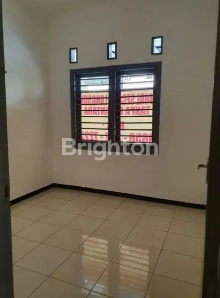 image RUMAH DI MEDOKAN ASRI (3)