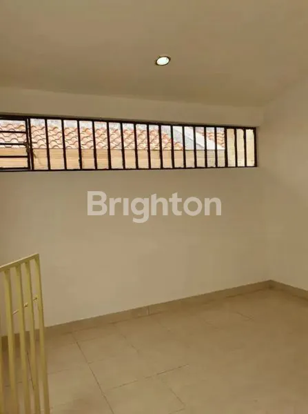 image RUMAH DI MEDOKAN ASRI (10)