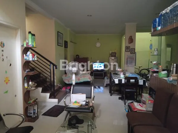 image RUMAH CANTIK 2 LANTAI SIAP UNTUK DI HUNI (6)