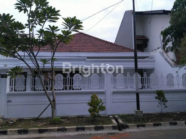 image MARGOREJO INDAH  ROW JALAN LEBAR AMAN NYAMAN (1)
