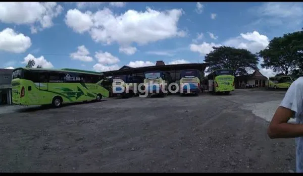 image BANGUNAN EX. RESTO SARADAN ASRI, KABUPATEN MADIUN, LOKASI STRATEGIS DI JALAN RAYA PROPINSI, PARKIR LUAS UNTUK BUS & TRUK, 7 KM DARI EXIT TOL CARUBAN, MURAH ! (2)