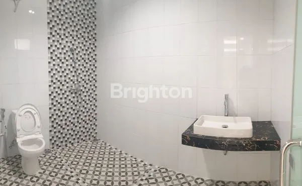 image RUMAH USAHA SIAP HUNI DI MOJOARUM FREE AC 10 UNIT DEKAT KAMPUS & RAYA MERR (7)