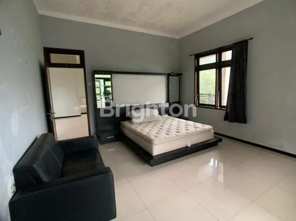 image VILLA MODEL MINIMALIS DI SEKUTI INDAH, TRETES (3)