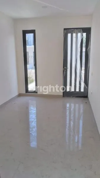 image RUMAH BARU GRESS WELLINGTON PARK RESIDENCE DKT JUANDA RUNGKUT (5)