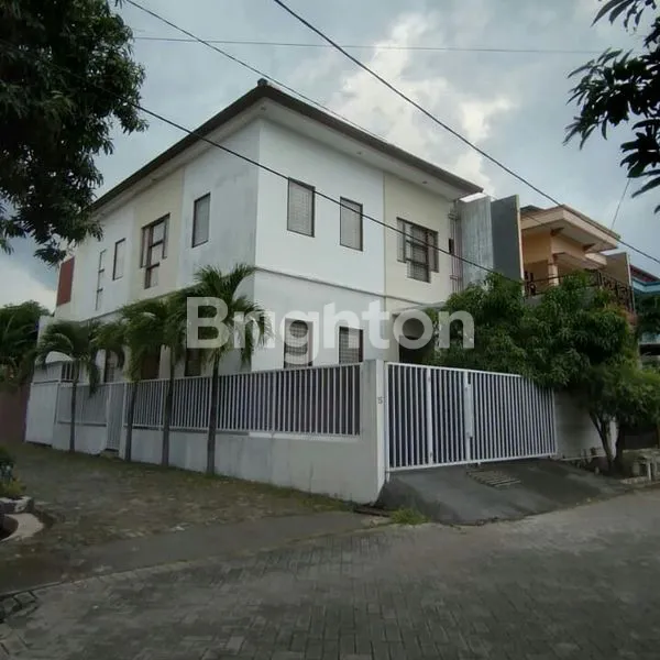 RUMAH ISTIMEWA... BISA UNTUK HUNIAN MAUPUN UNTUK KANTOR