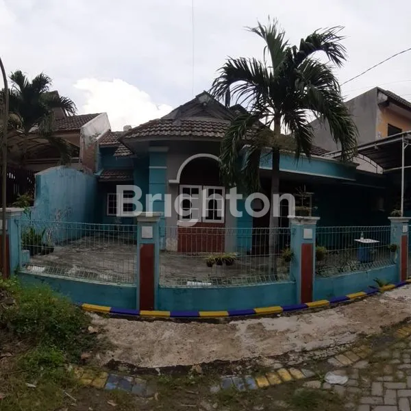 image RUMAH POJOK DI PONDOK JATI (1)