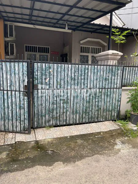 image RUMAH SIAP HUNI TAMAN ROYAL 3 CLUSTER AKASIA (1)