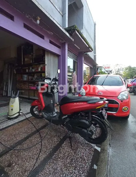 image RUMAH 2 LANTAI SIAP HUNI (1)