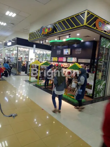 image HOT! STAND MATOS HOOK!! LANTAI DASAR MENGHADAP HALL & KFC (2)