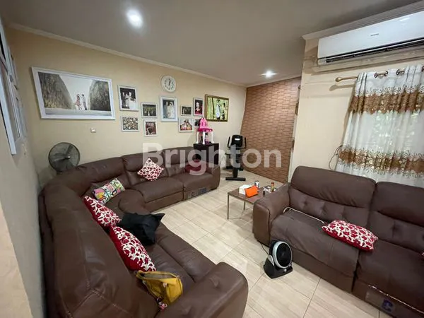 image RUMAH BAGUS DI SEKTOR 9 BINTARO (4)