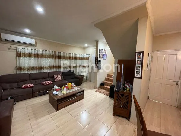 image RUMAH BAGUS DI SEKTOR 9 BINTARO (1)