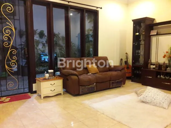 image RUMAH CANTIK SEMI FURNISH DI PERUMAHAN BABATAN PRATAMA (5)