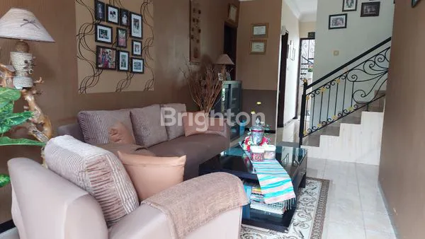 image RUMAH CANTIK SEMI FURNISH DI PERUMAHAN BABATAN PRATAMA (6)