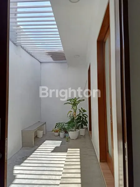 image RUMAH SIAP HUNI VILLA STYLE DI TAMAN GRIYA JIMBARAN (2)