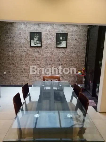 image RUMAH DI FLORENCE PAKUWON CITY MODEL MINIMALIS (1)