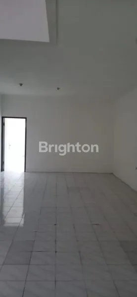 image RUKO DI PINGGIR JALAN RAYA (2)