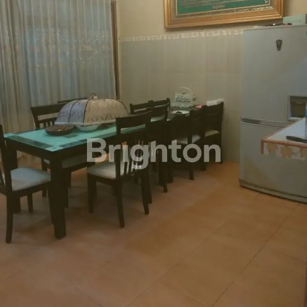 image RUMAH 2 LT SIAP HUNI 0 JL RAYA WIGUNA SURABAYA (8)