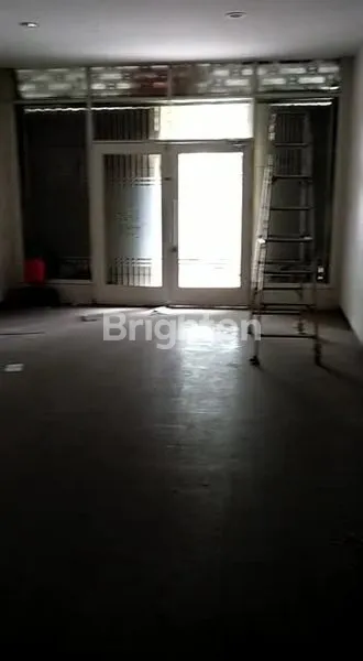 image RUKO 4 LANTAI LOKASI STRATEGIS NOL JALAN PUSAT CBD SURABAYA BARAT (1)