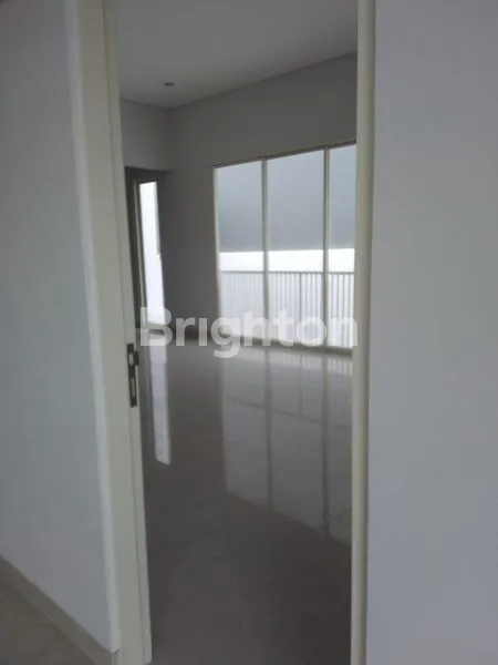 image GRESS MINIMALIS HOOK KERTAJAYA INDAH REGENCY (8)