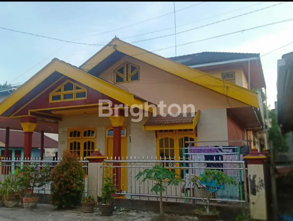 image BALIKPAPAN,  RUMAH LAHAN LUAS DIKOTA (Y360)  (1)