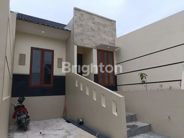 image RUMAH TENGAH KOTA HARGA 700JUTAAN (2)