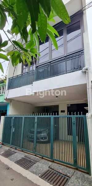 image RUMAH CANTIK MURAH DI CILANDAK JAKSEL (1)