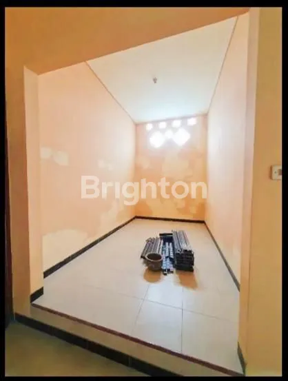 image RUMAH 1.5 LT BESAR KOKOH LOKASI DEKAT TERMINAL ARJOSARI & EXIT TOL KOTA MALANG (3)