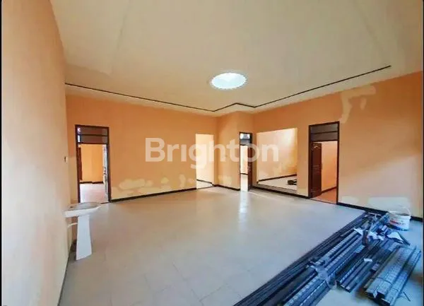 image RUMAH 1.5 LT BESAR KOKOH LOKASI DEKAT TERMINAL ARJOSARI & EXIT TOL KOTA MALANG (8)