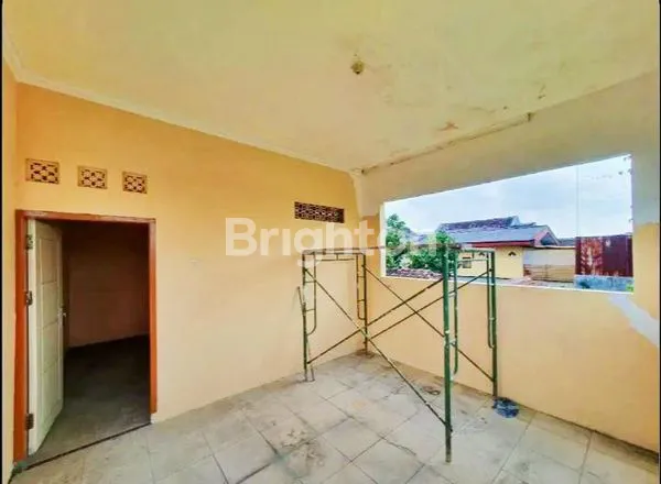 image RUMAH 1.5 LT BESAR KOKOH LOKASI DEKAT TERMINAL ARJOSARI & EXIT TOL KOTA MALANG (9)