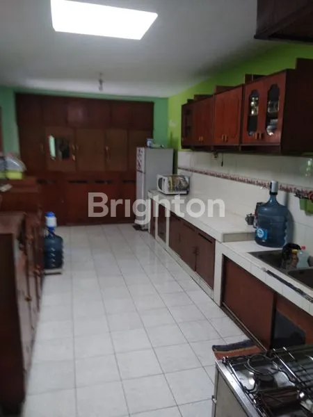 image RUMAH TINGGAL DI TENGAH KOTA (7)