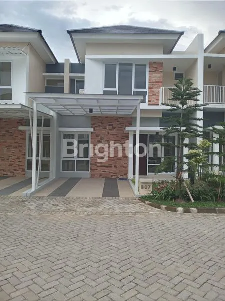 image RUMAH MEWAH 2LT DI LOKASI STRATEGIS DI TENGAH KOTA BOGOR (25)