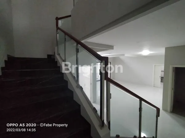 image RUMAH BARU DI TELAGA GOLF ARAYA MALANG (11)