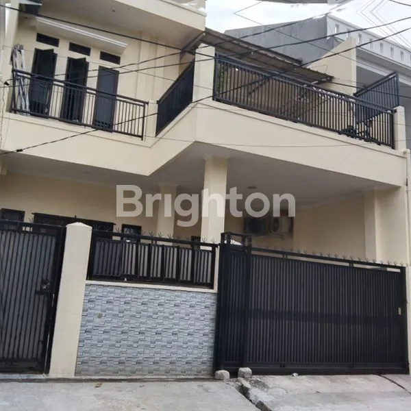 image RUMAH 2LT RAPIH SIAP HUNI DI SEMPER JAKARTA UTARA (1)