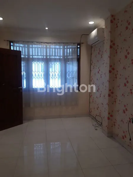 image RUMAH 2LT FULL RAPIH DAN BERSIHGADING MAS KELAPA GADING JAKARTA UTARA (1)