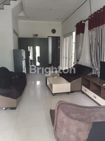 image RUMAH MINIMALIS RAPIH DAN BERSIH SIAP HUNI DI BCS KELAPA GADING JAKARTA UTARA  (8)