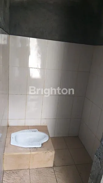 image RUMAH NEW GRESS 2 LANTAI DEKAT YAKAYA RUNGKUT FULL GRANITILE (3)