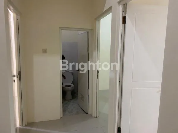 image RUMAH SIAP HUNI DI GREEN LAKE RUNGKUT SURABAYA (8)