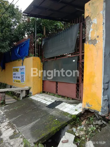 image RUMAH PINGGIR JALAN KELUD  (7)