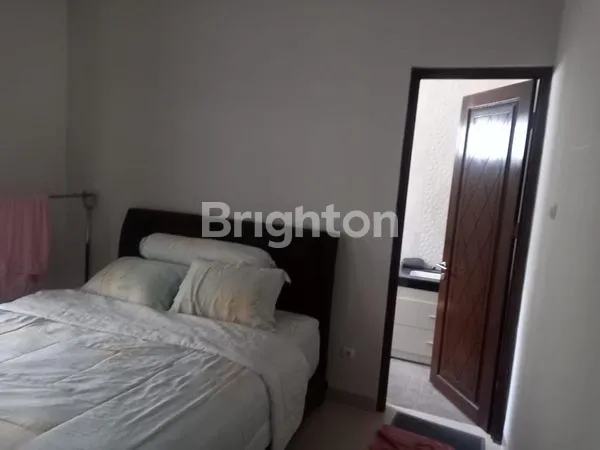 image RUMAH BESAR SIAP HUNI LOKASI STRATEGIS TENGAH KOTA PAPANDAYAN GAJAHMUNGKUR SEMARANG (3)