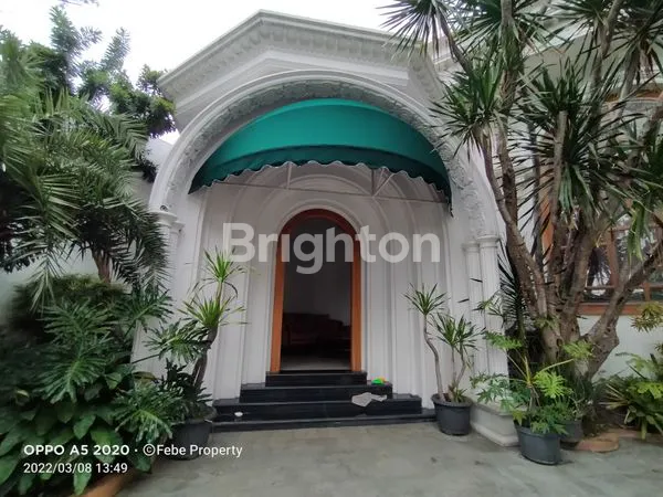 image RUMAH MEWAH  DI  ARAYA MALANG (1)