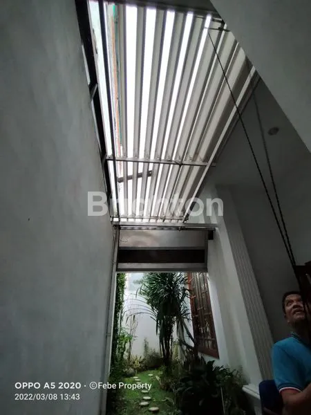 image RUMAH MEWAH  DI  ARAYA MALANG (15)