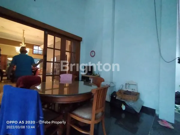 image RUMAH MEWAH  DI  ARAYA MALANG (45)