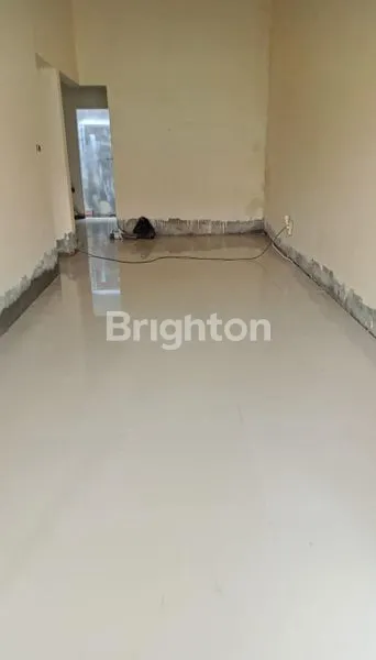 image RUMAH 2 LANTAI DI RUNGKUT MENANGGAL (2)