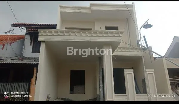 image RUMAH 2 LANTAI DI RUNGKUT MENANGGAL (1)