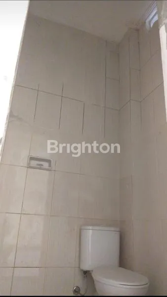 image RUMAH 2 LANTAI DI RUNGKUT MENANGGAL (7)