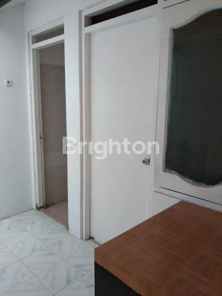 image RUMAH SIAP HUNI TAMAN UBUD LIPPO KARAWACI TANGERANG (8)