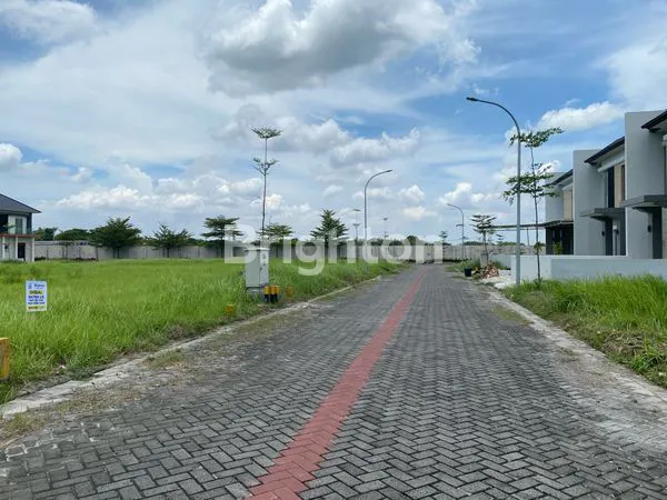 image TANAH DI GREENLAND THE ARMAYA MENGANTI SURABAYA (5)